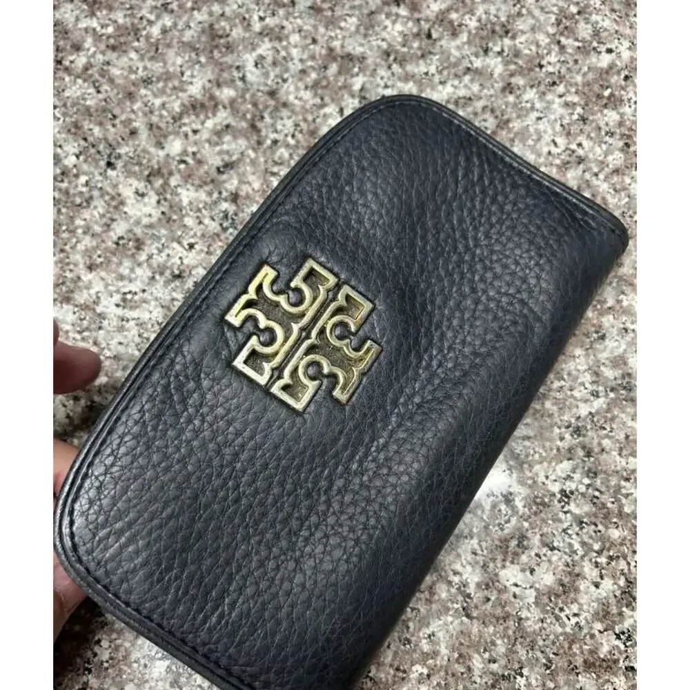 TORY BURCH Britten Black Pebbled Leather Zip Continental Wallet 141004
